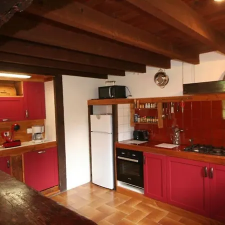 Holiday home Maison De La Montagne La Decouverte